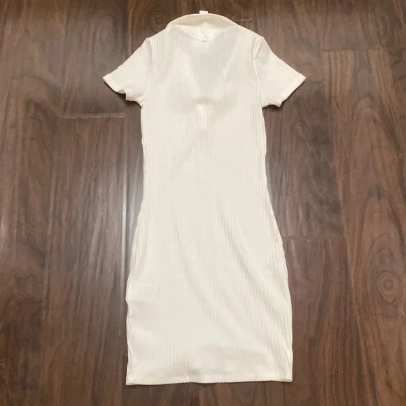 H&M Divided ribbed white collar sheath dress - Picture 5 of 5
